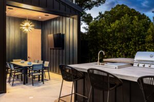 Photo of an outdoor kitchen in Sarasota Florida