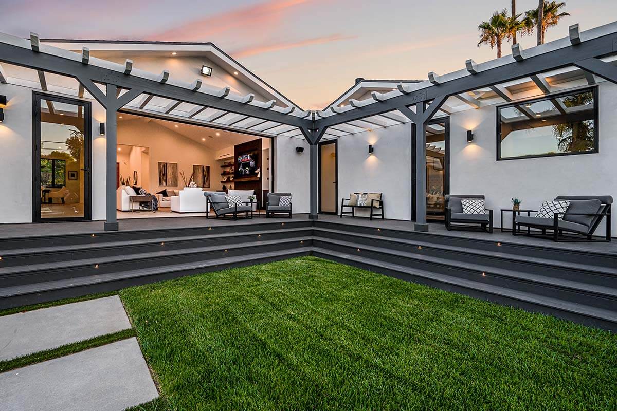 Sarasota Deck contractor