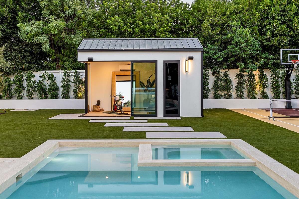 Aluminum Cabana with Lights installed by a contractor in Lakewood Ranch