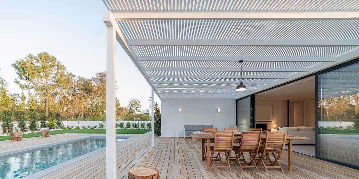 Pergolas & Overhangs installation company in Sarasota